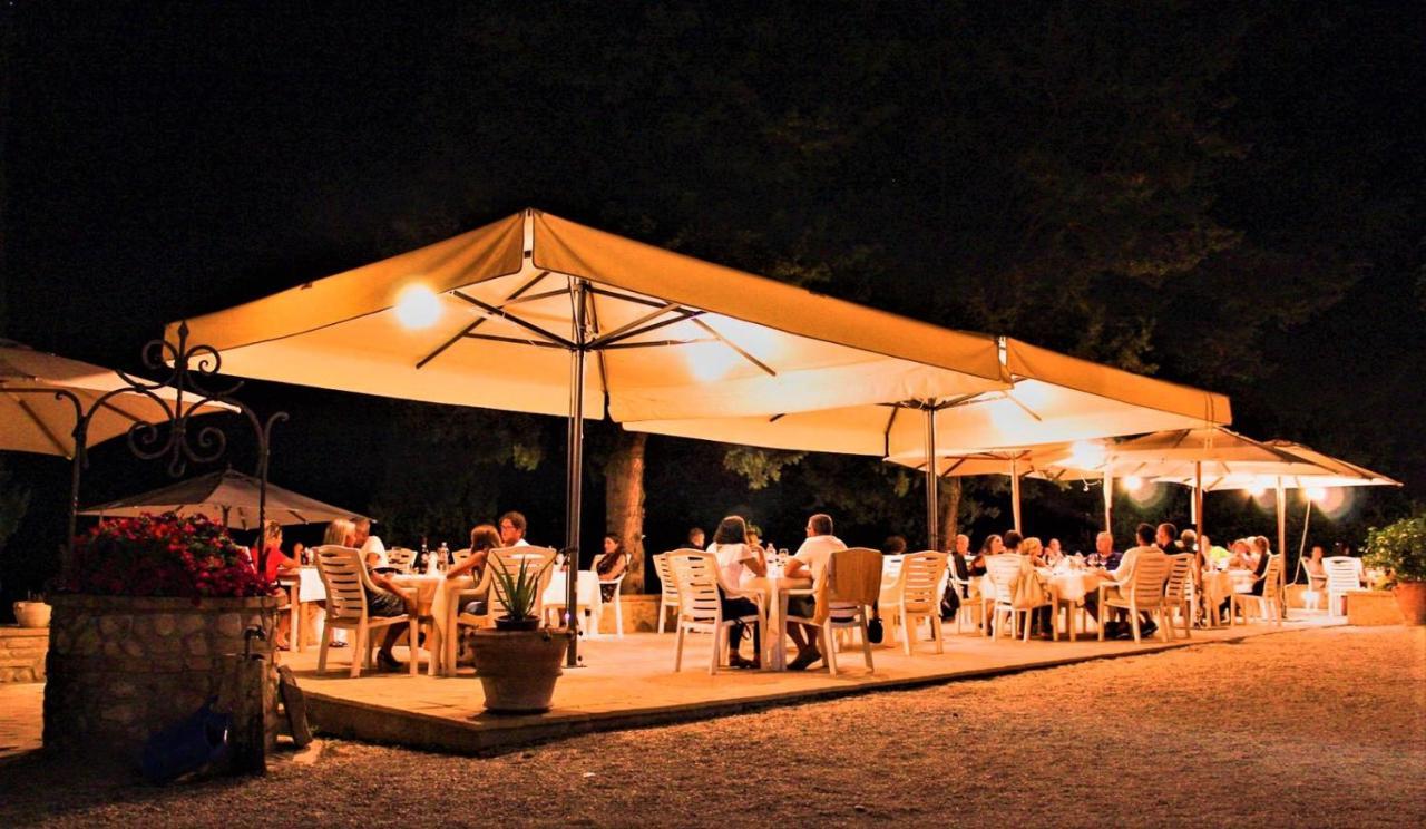 Agriturismo Camiano Piccolo Montefalco Kültér fotó
