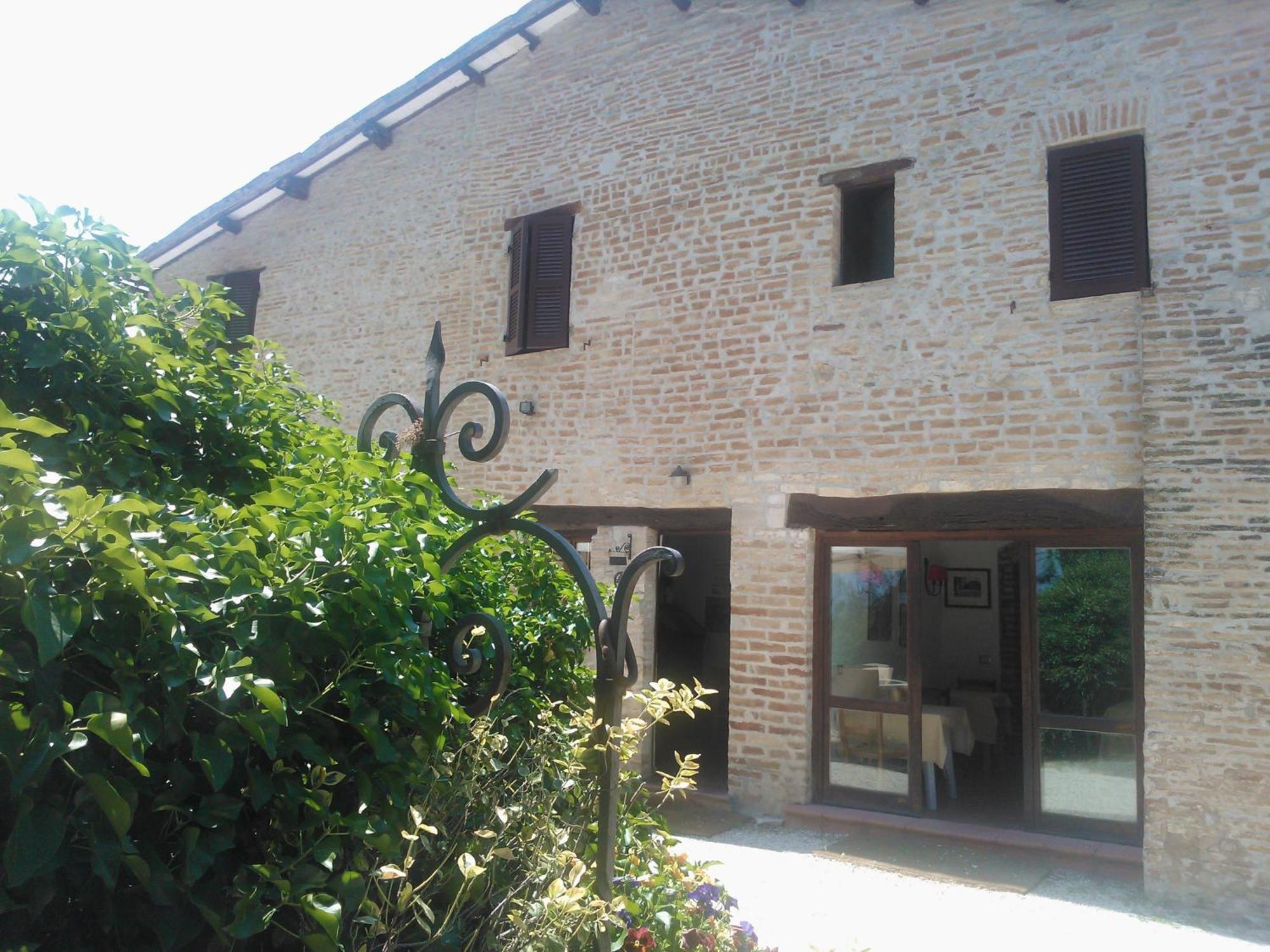 Agriturismo Camiano Piccolo Montefalco Kültér fotó